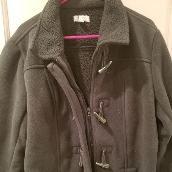 D & Co: Dark Green Coat - Picture 10 of 12